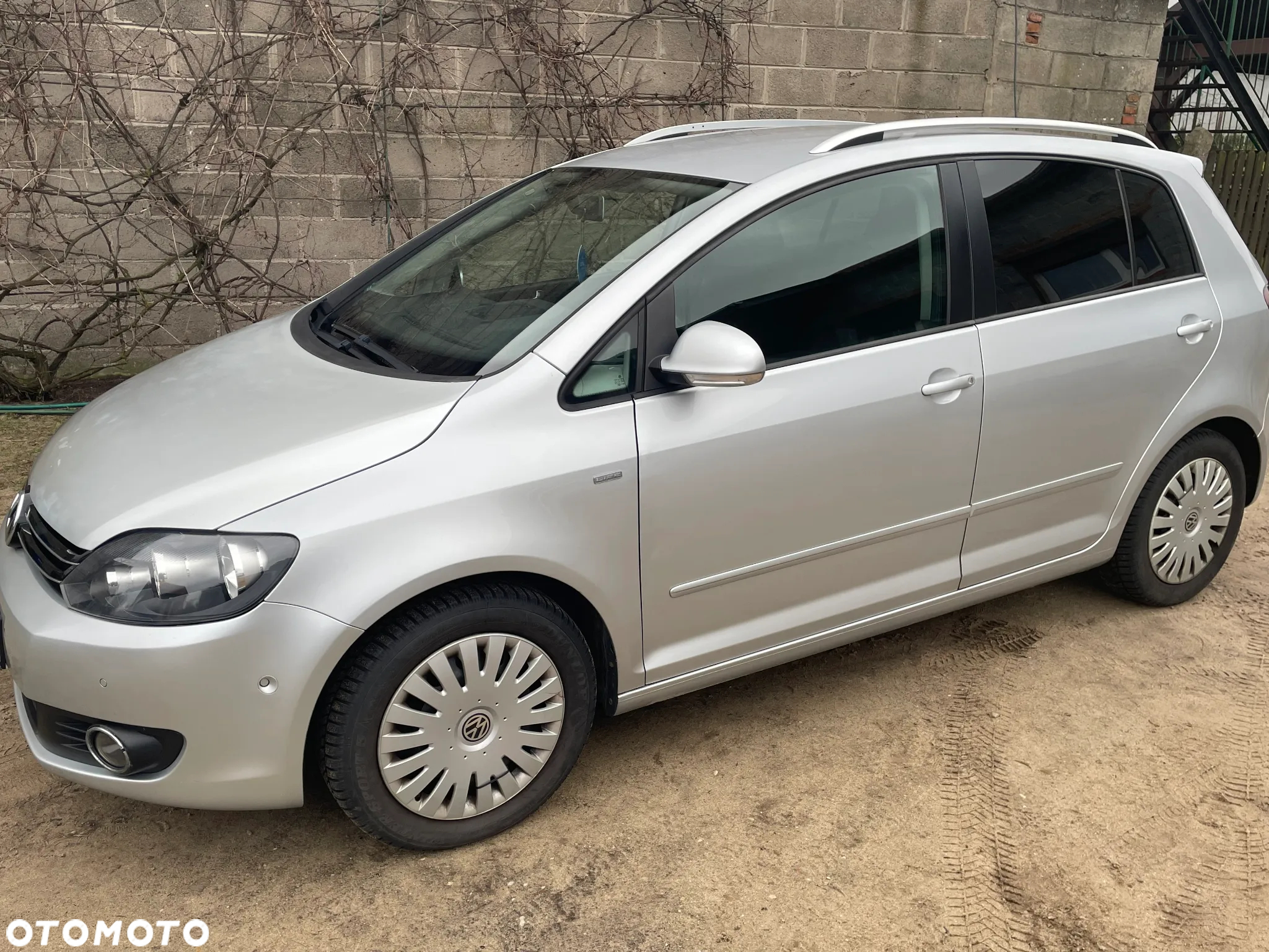 Volkswagen Golf Plus 1.6 TDI DPF Life - 9