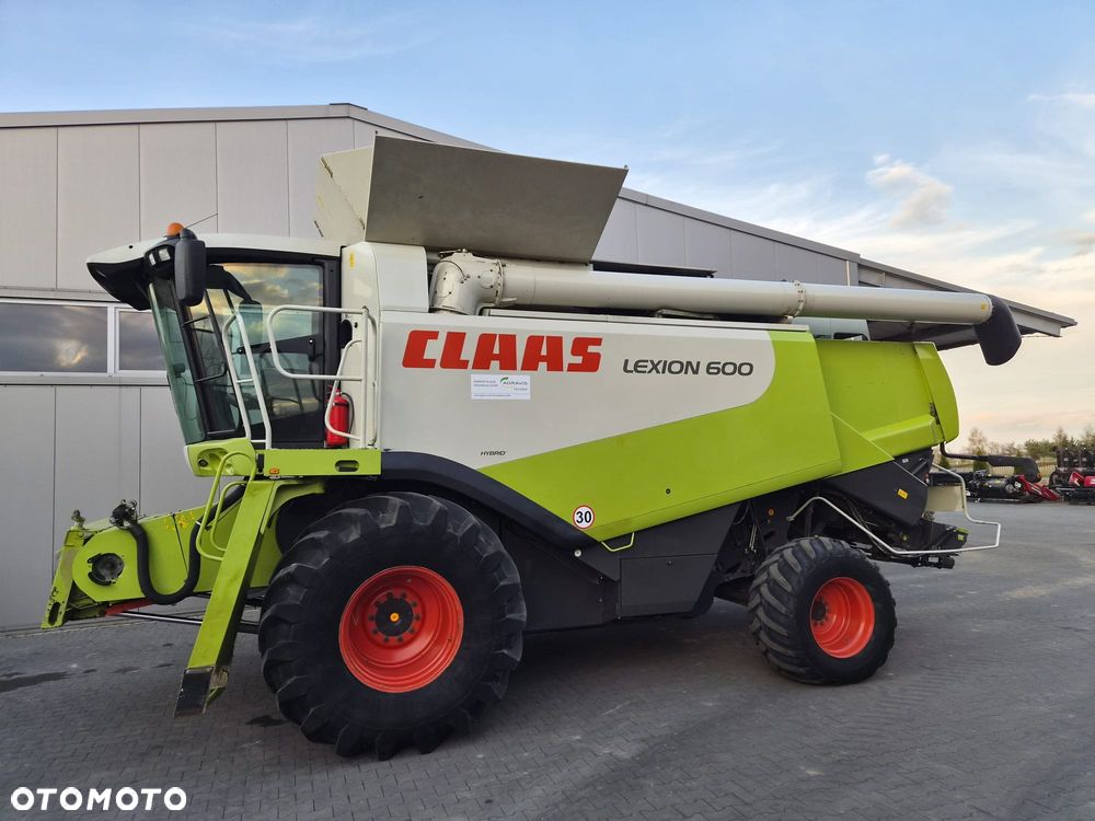 Claas Lexion 600 - 8