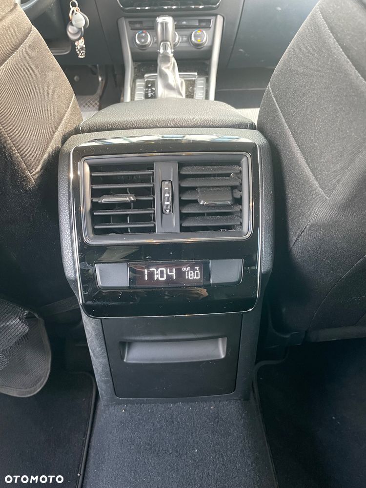 Skoda Superb 1.6 TDI DSG Ambition - 11