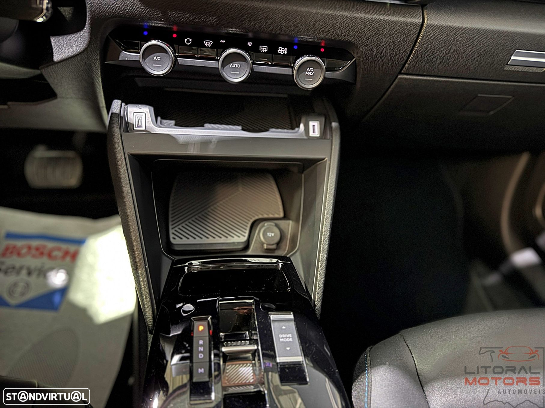 Citroën C4 X 1.2 PureTech Shine EAT8 - 28