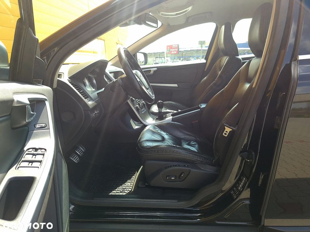 Volvo XC 60 D4 RDesign - 14