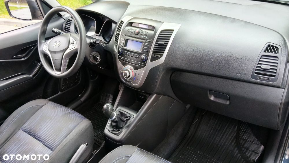 Hyundai ix20 1.4 blue Comfort - 14