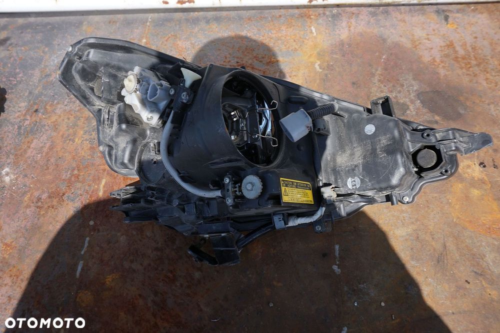 LAMPA PRZEDNIA LEWA IS III E3 XENON LEXUS 2013-2017 - 3