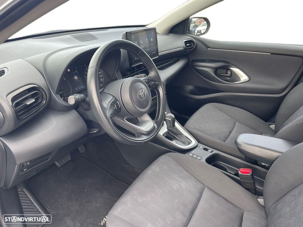 Toyota Yaris - 12
