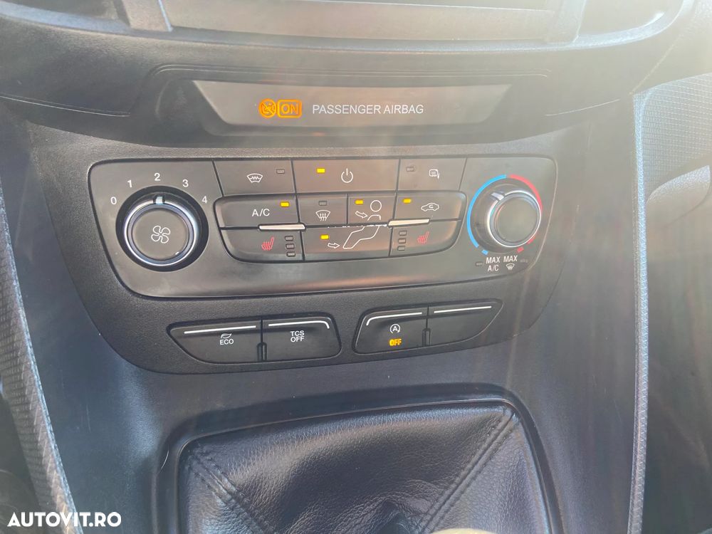 Ford Transit Connect - 31