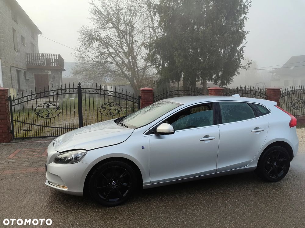 Volvo V40 D2 Ocean Race - 4