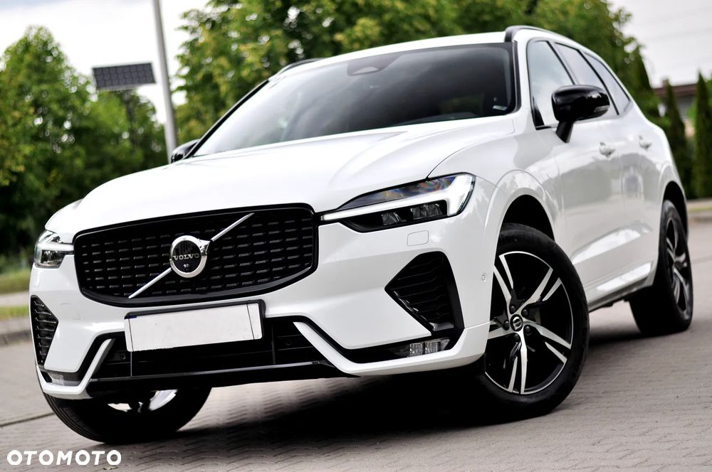 Volvo XC 60 B4 D AWD Ultimate Dark - 4