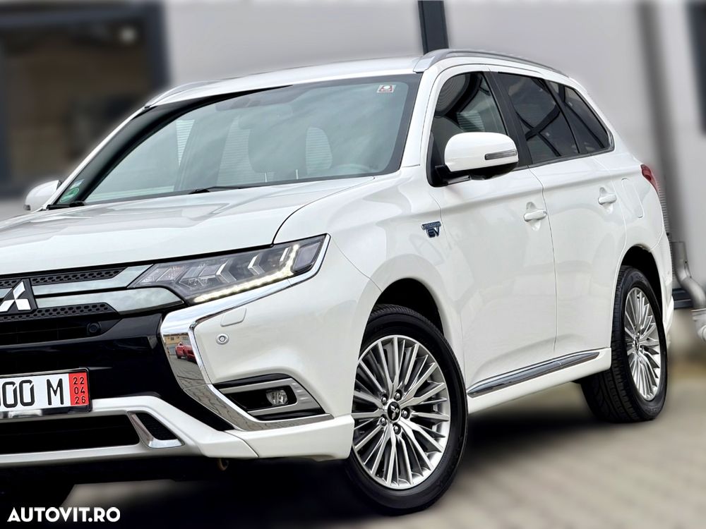Mitsubishi Outlander - 37