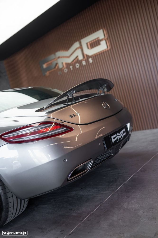 Mercedes-Benz SLS 63 AMG - 29