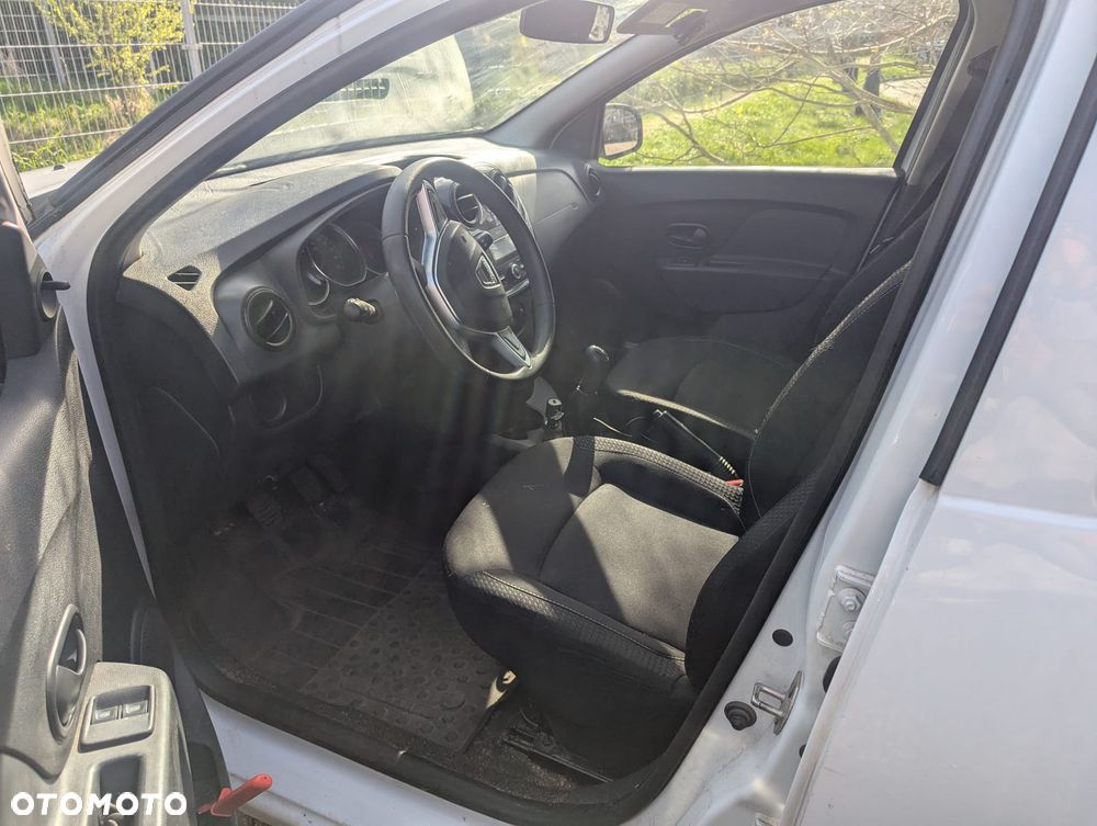 Dacia Logan 1.0 SCe Ambiance - 9