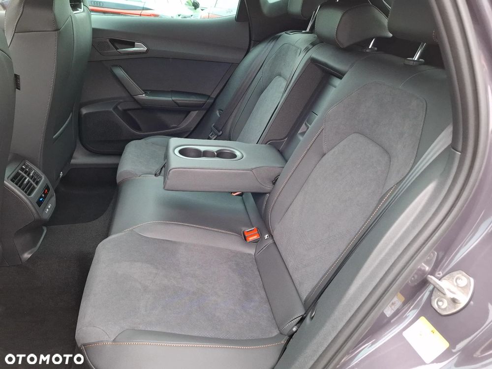 Cupra Formentor 1.5 eTSI mHEV DSG - 18