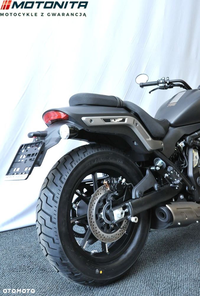 QJMOTOR SRV 700 - 19