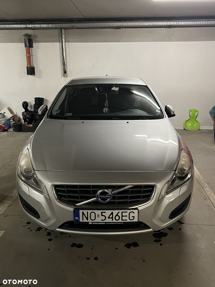 Volvo S60 - 16