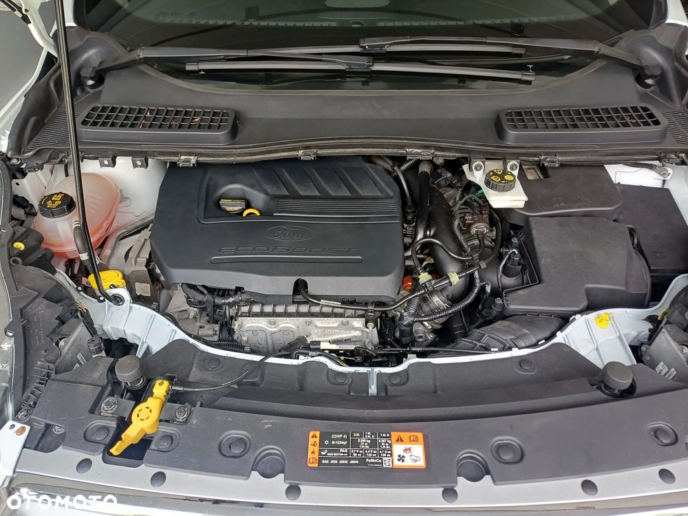 Ford Kuga 1.5 EcoBoost 2x4 Titanium - 31