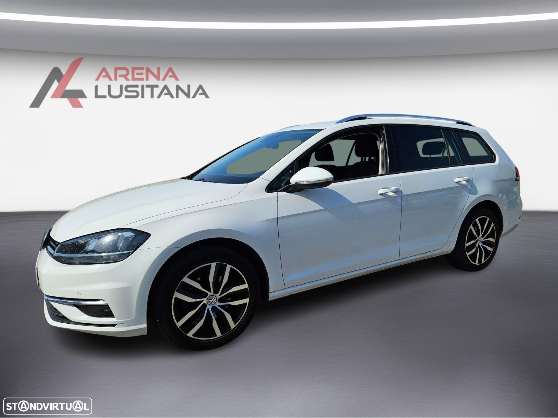 VW Golf Variant 1.6 TDi Confortline - 10