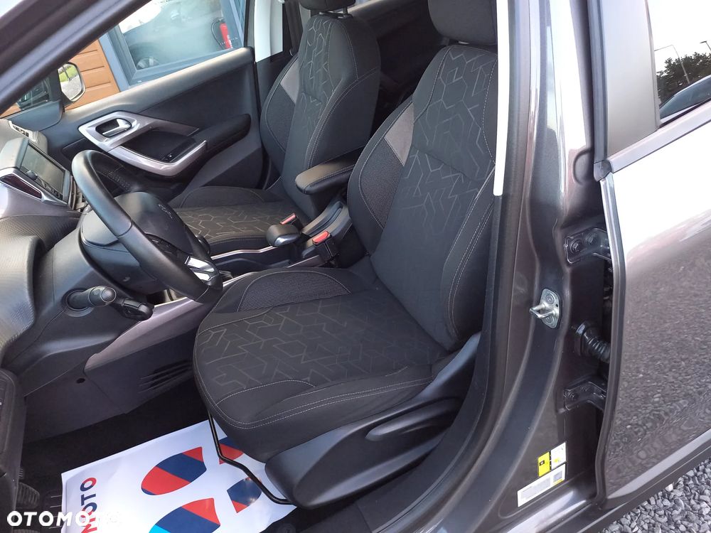Peugeot 2008 e-HDi FAP 92 STOP & START Style - 17