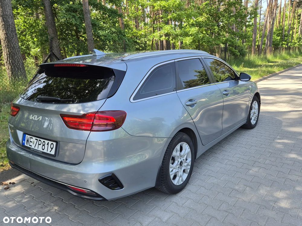 Kia Ceed 1.5 T-GDI MHEV M - 3