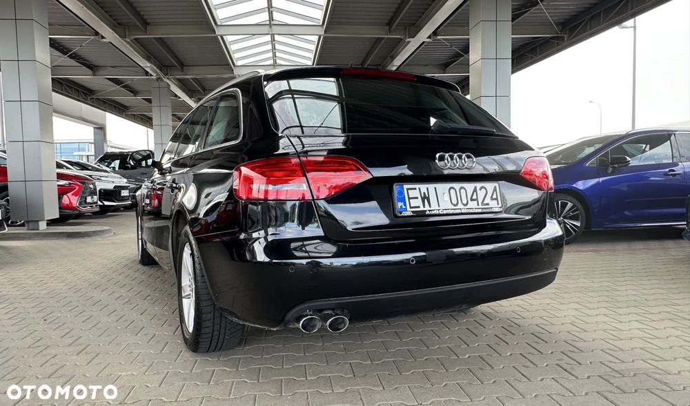 Audi A4 Avant - 8