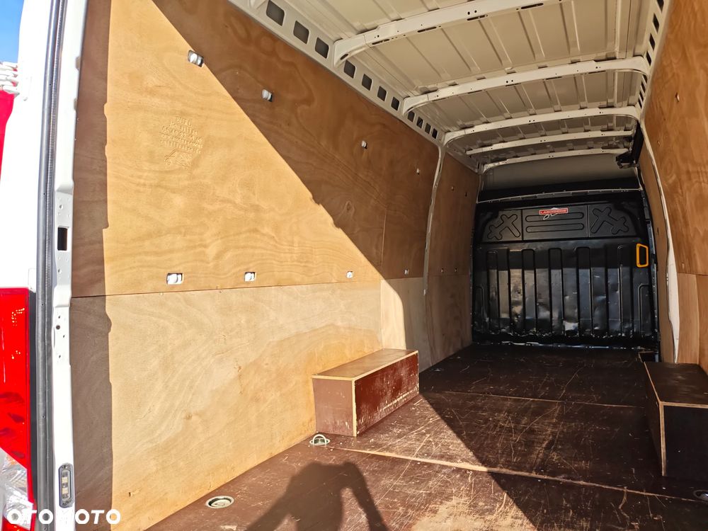 Iveco Daily - 34