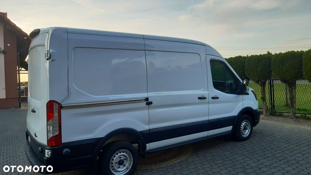 Ford Transit - 24