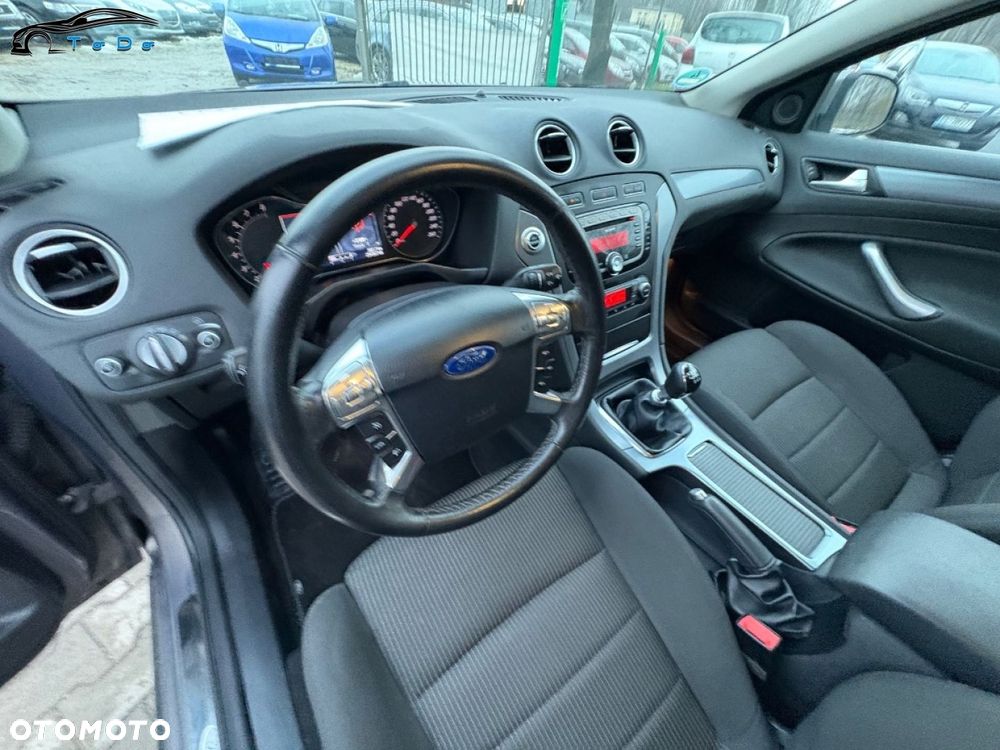 Ford Mondeo 1.6 T Platinium X Plus (Trend) - 19