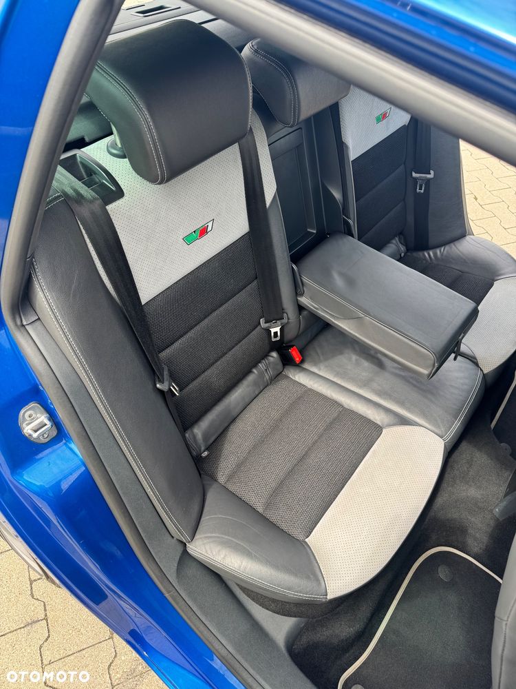 Skoda Octavia 2.0 TDI CR DPF RS - 26