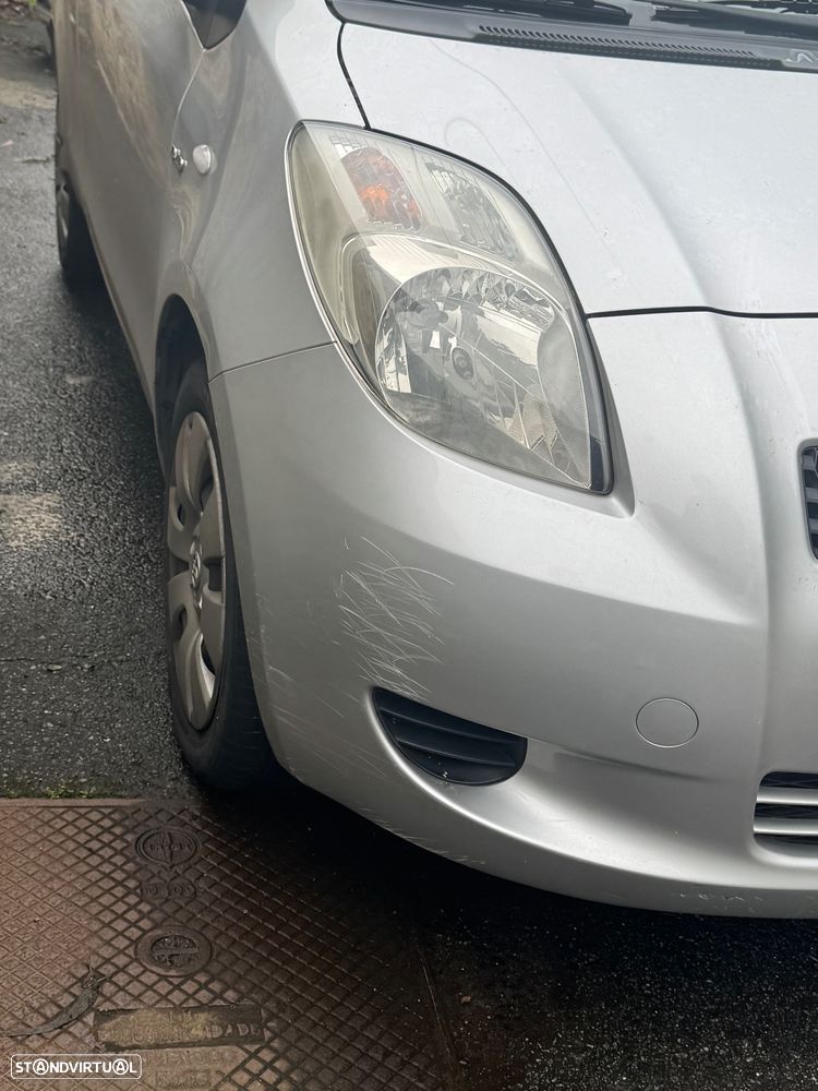 Toyota Yaris 1.4 D-4D - 5