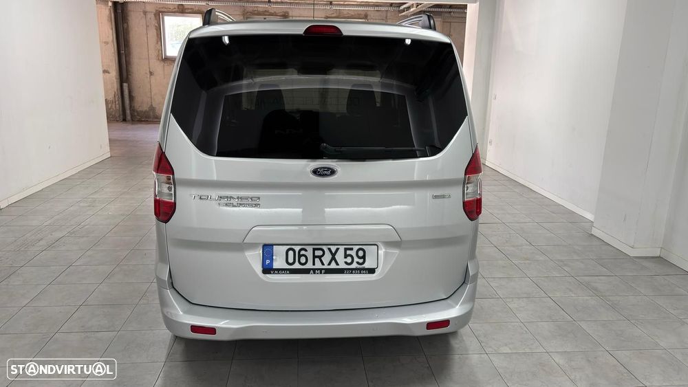 Ford Tourneo Courier 1.0 EcoBoost Titanium - 6