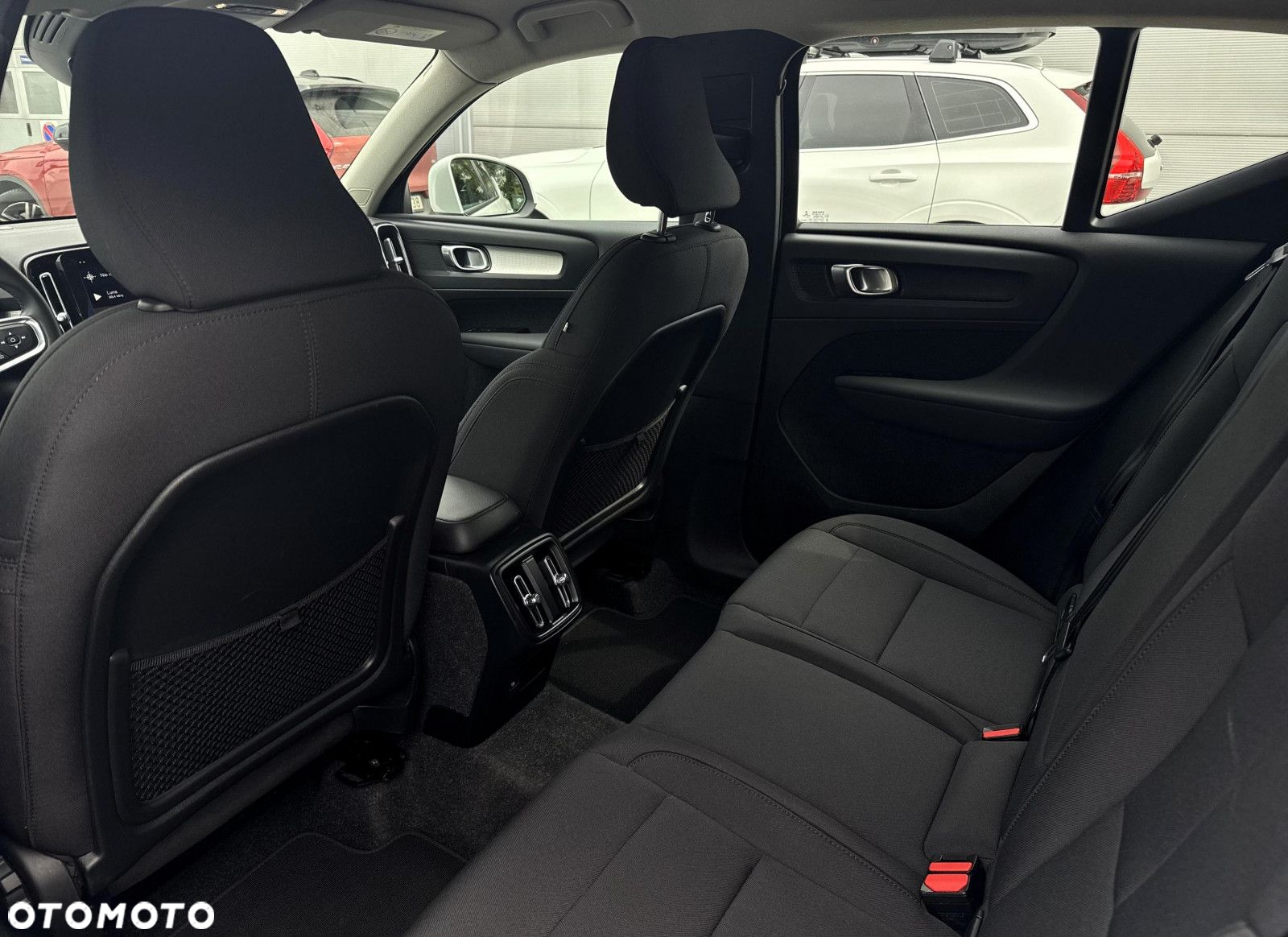 Volvo XC 40 - 30
