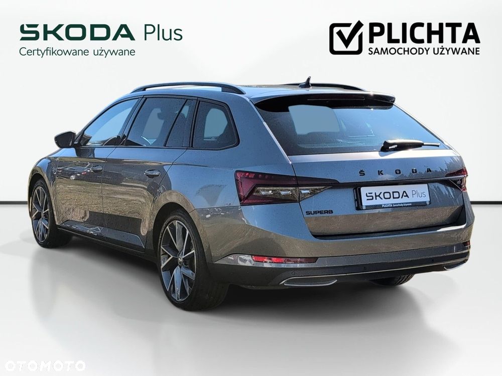 Skoda Superb 2.0 TDI SCR Sportline DSG - 8