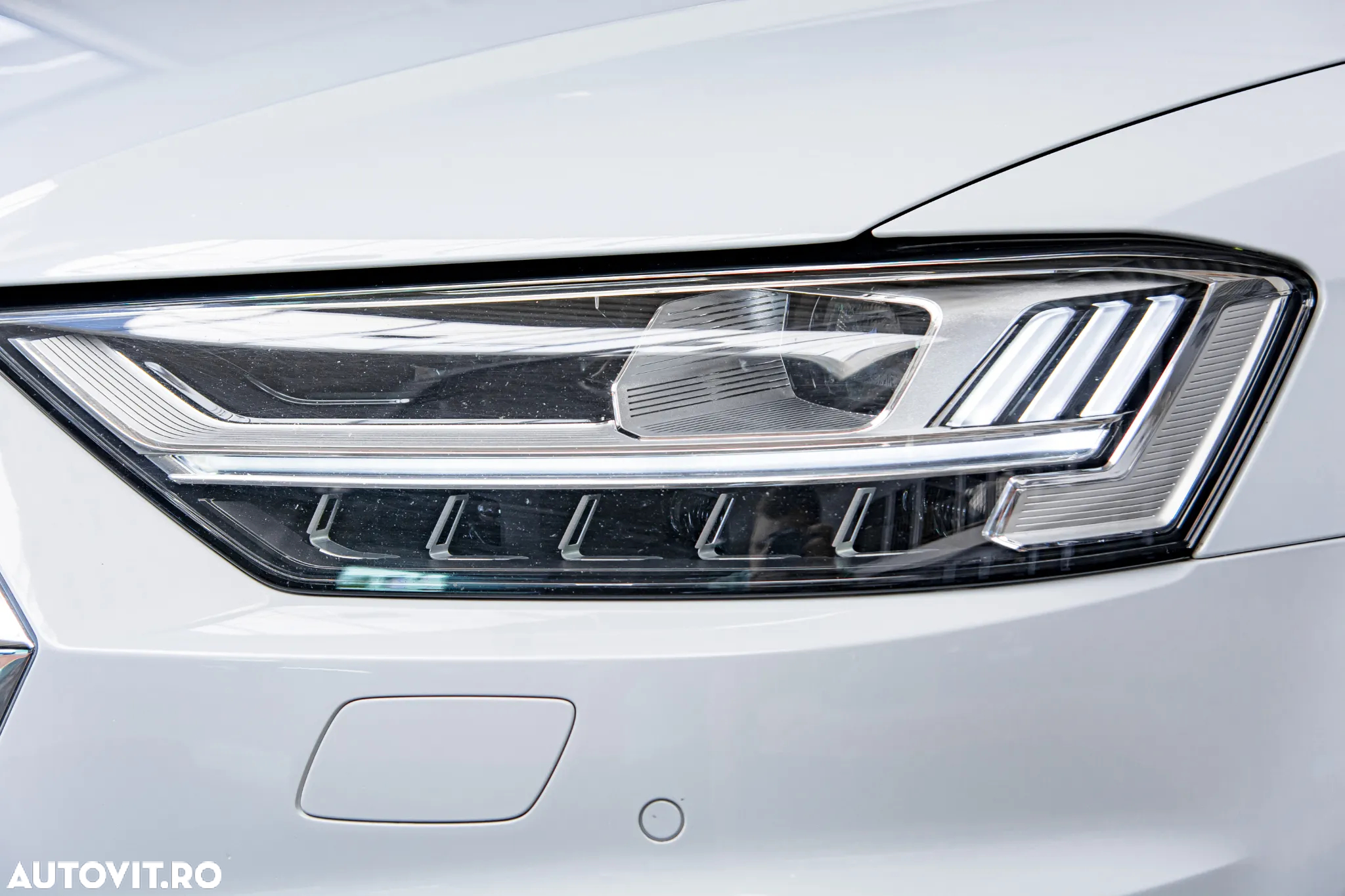 Audi A8 60 TFSI e quattro Tiptronic PHEV - 14