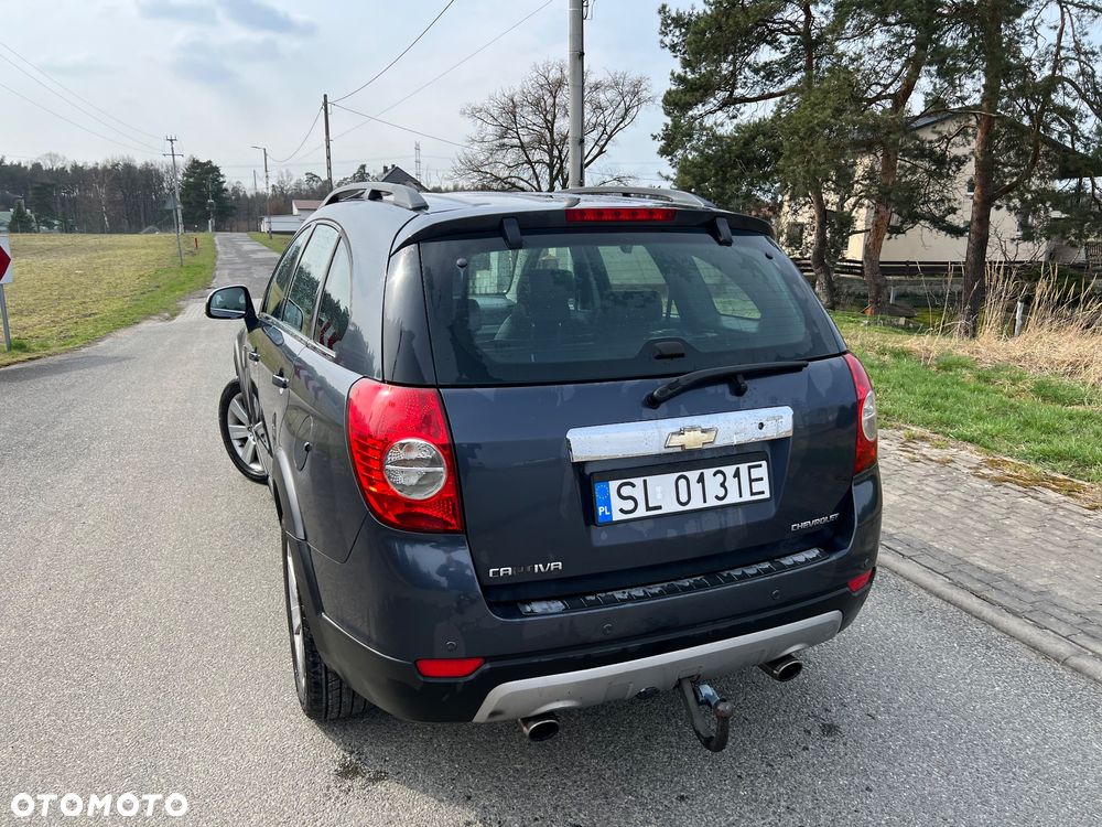 Chevrolet Captiva 2.0 4WD 5 Sitzer LT Exclusive - 4