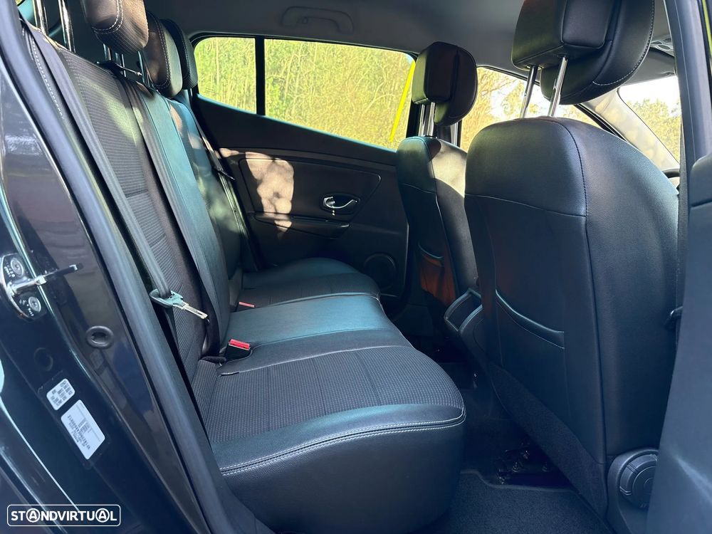 Renault Mégane 1.5 dCi GT Line EDC - 15