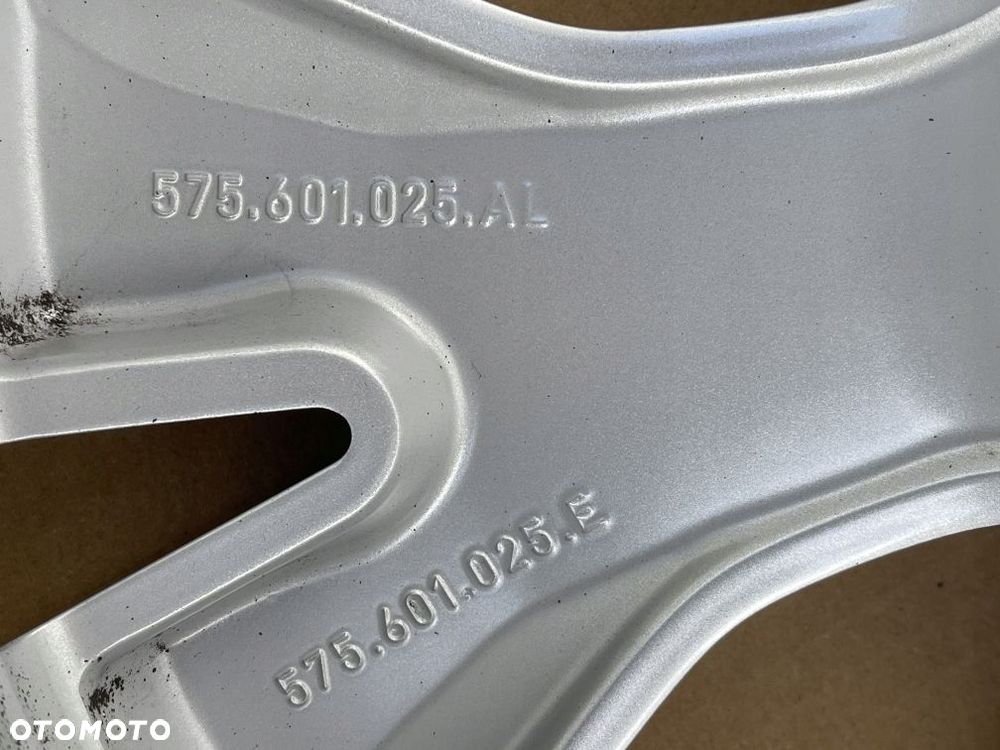 FELGA SEAT ATECA 7J 18 ET45 575601025E - 4