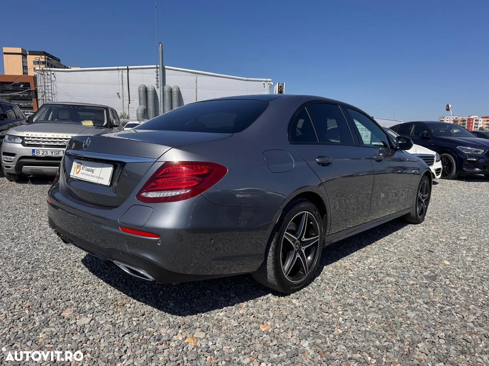 Mercedes-Benz E 300 Aut. - 3