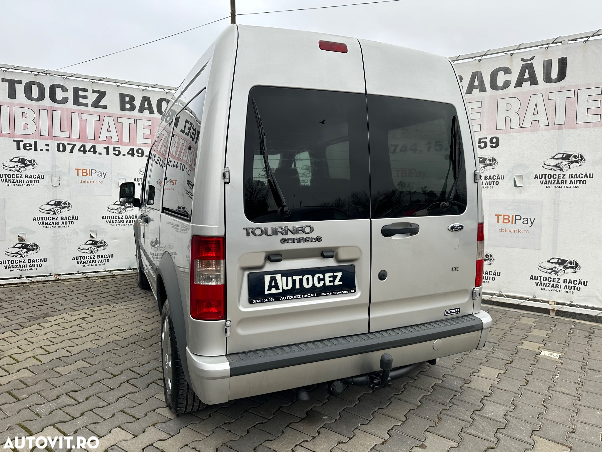 Ford Tourneo Connect - 6