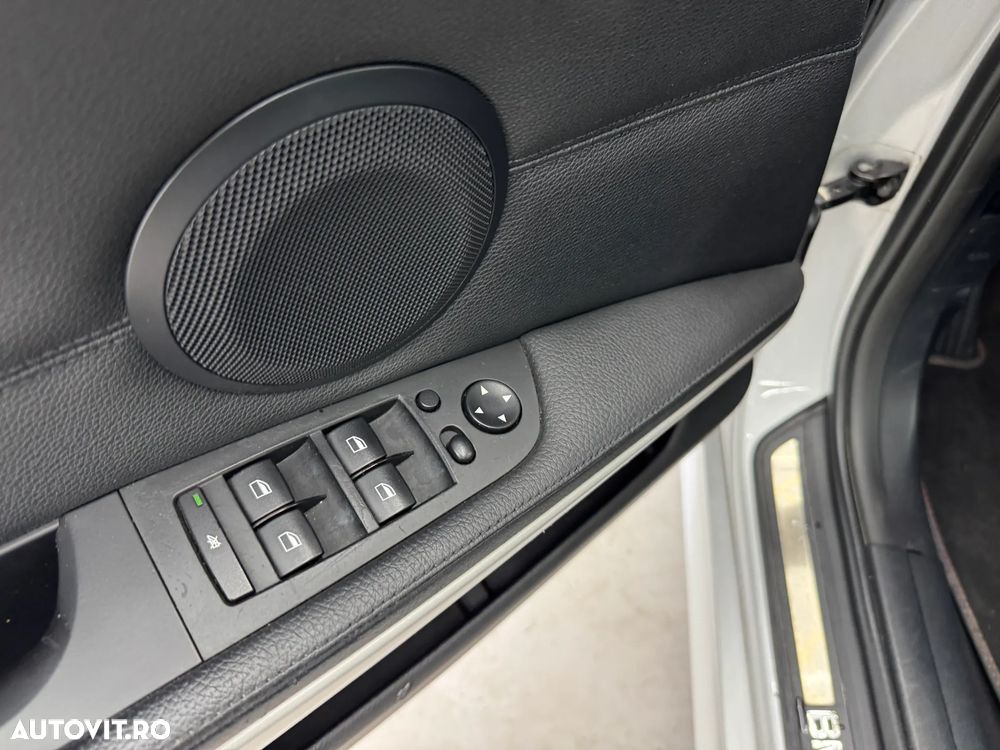 BMW Seria 3 320d DPF - 26