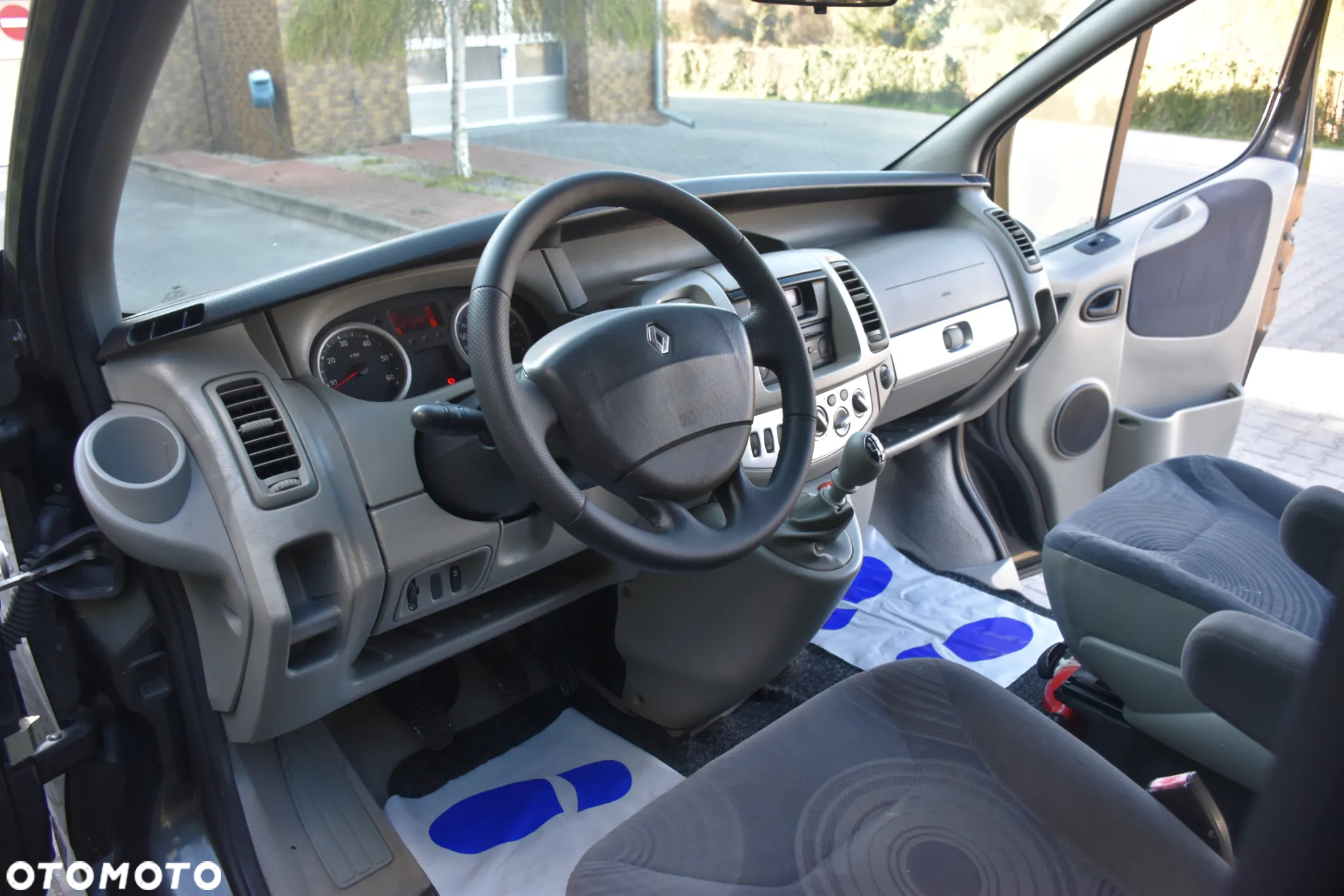 Renault Trafic 2.0 dCi 90 L1H1 - 9