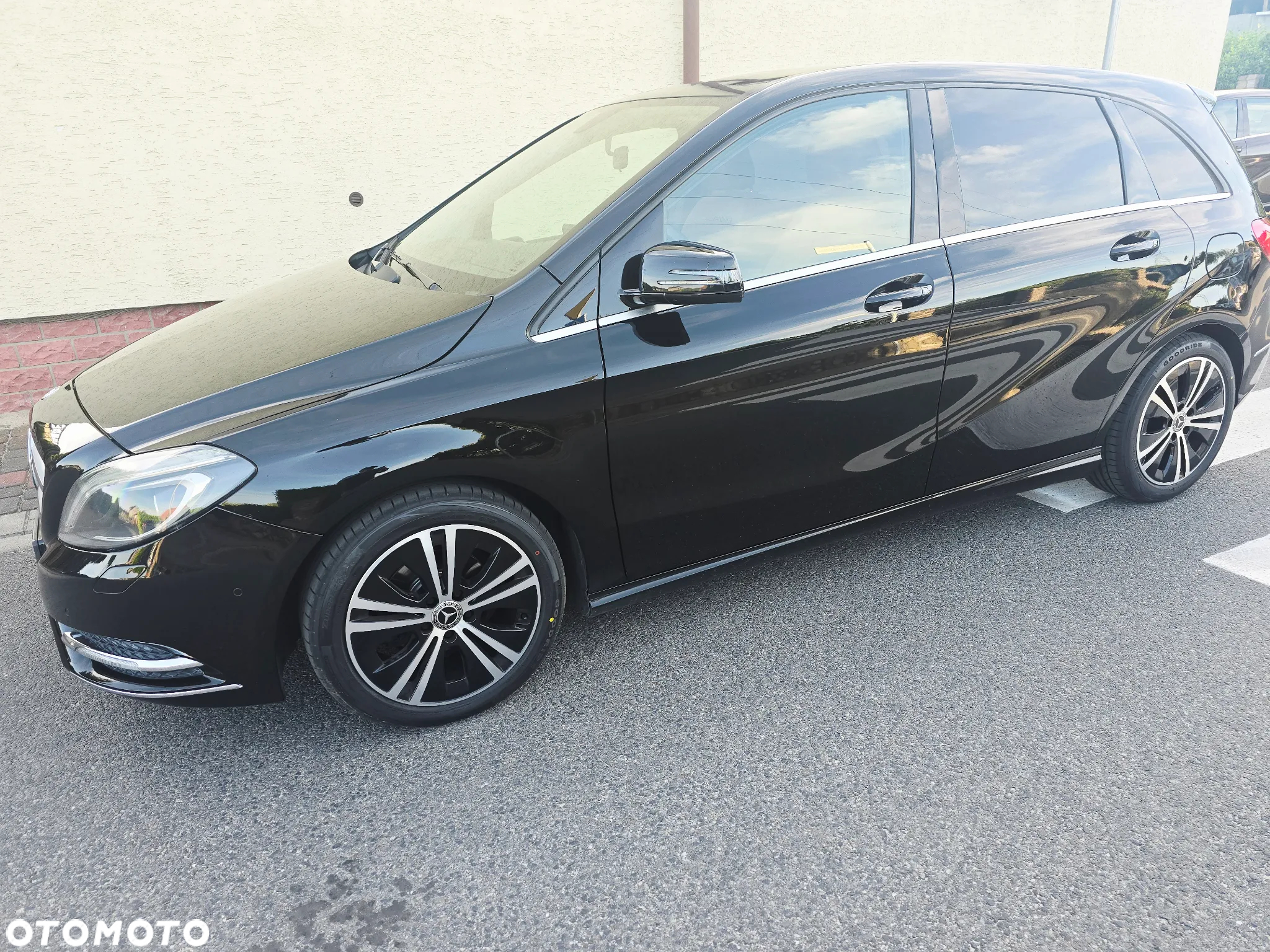 Mercedes-Benz Klasa B 180 CDI 7G-DCT - 37