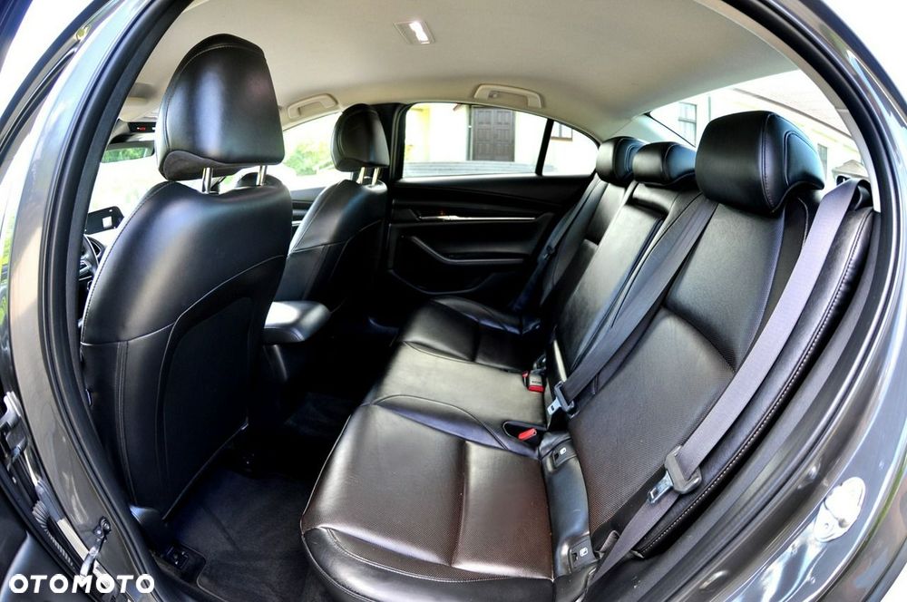 Mazda 3 - 9