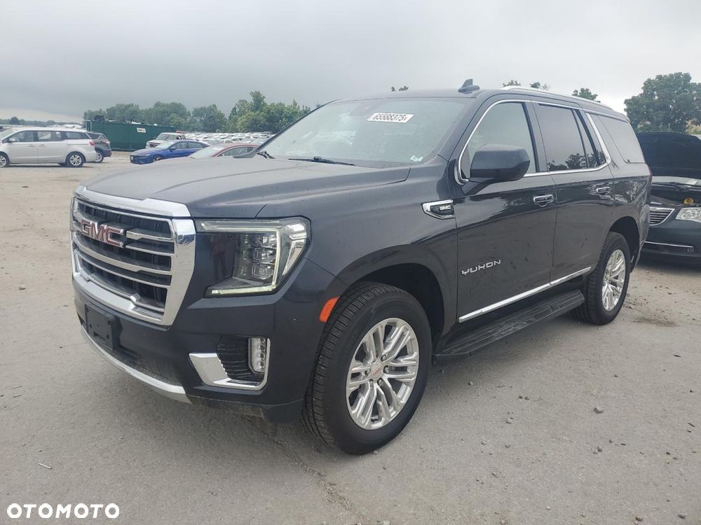 GMC Yukon - 2