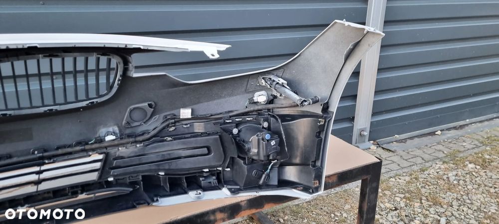 BMW 3 F30 F31 LCI 2015- Zderzak przód oryginał MG054 - 10