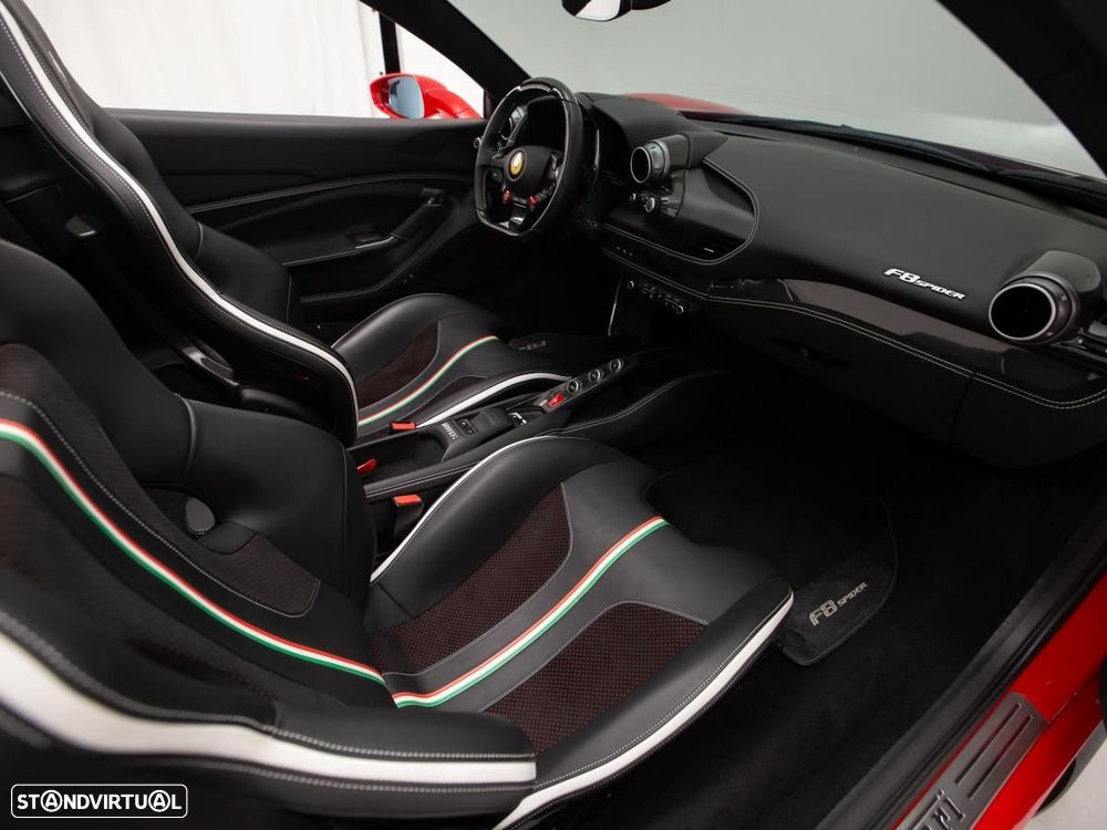 Ferrari F8 Tributo Spider — fotografia 8