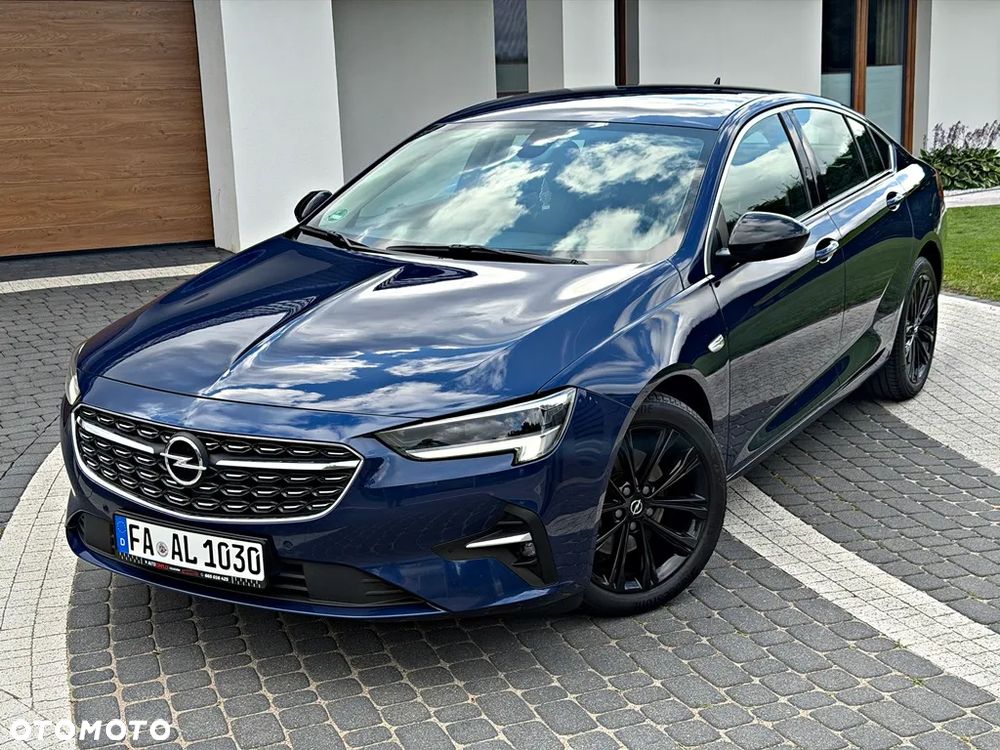 Opel Insignia 2.0 CDTI Business Elegance S&S - 2