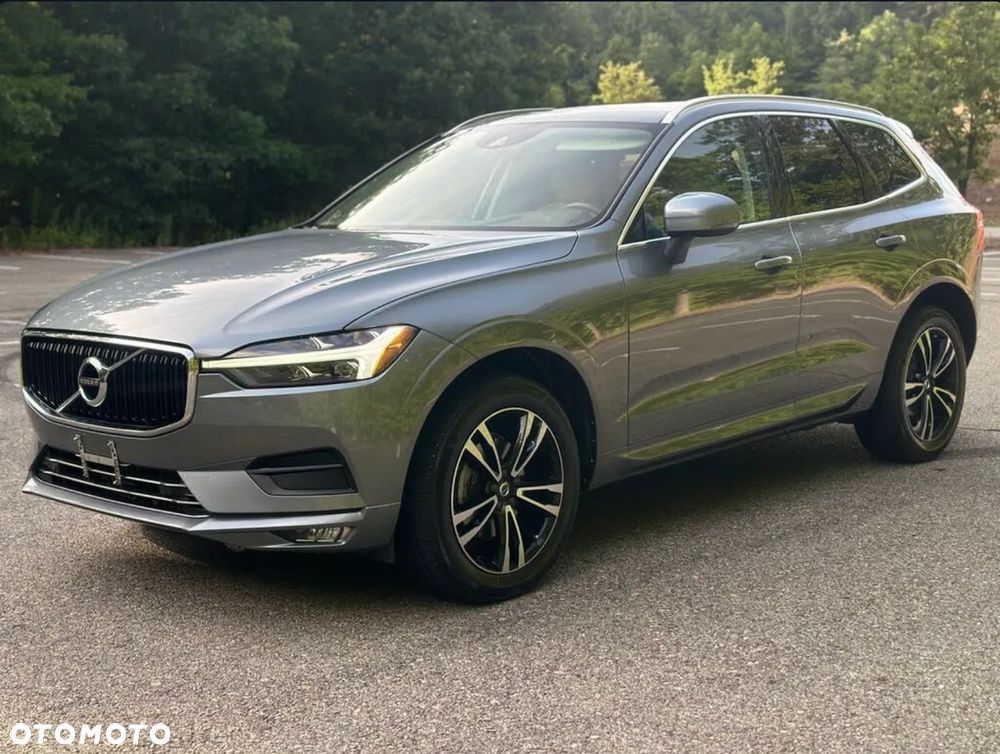 Volvo XC 60 T5 AWD Geartronic Momentum Pro - 1