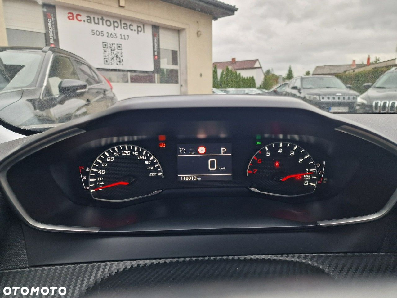 Peugeot 2008 1.2 PureTech Active Pack S&S EAT8 - 33