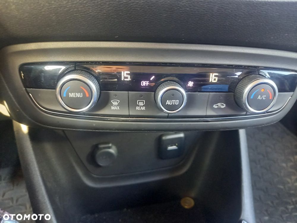 Opel Crossland X 1.2 T Action S&S - 12