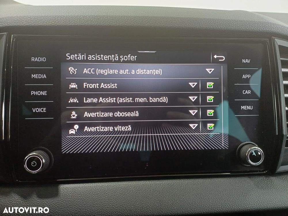 Skoda Karoq 1.5 TSI DSG Selection - 28