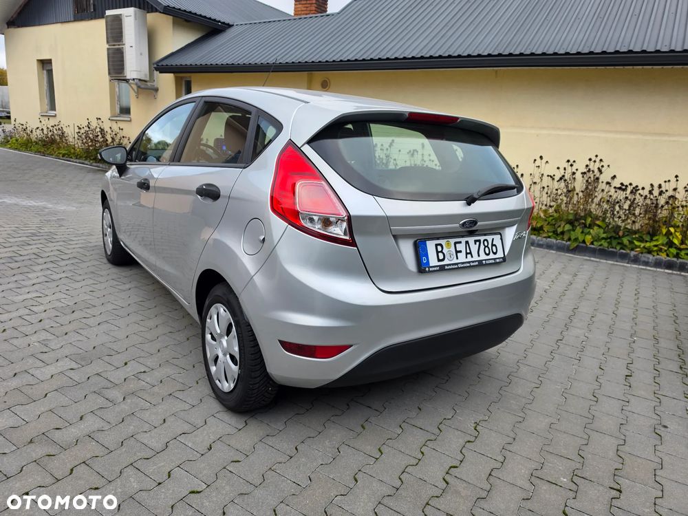 Ford Fiesta - 7