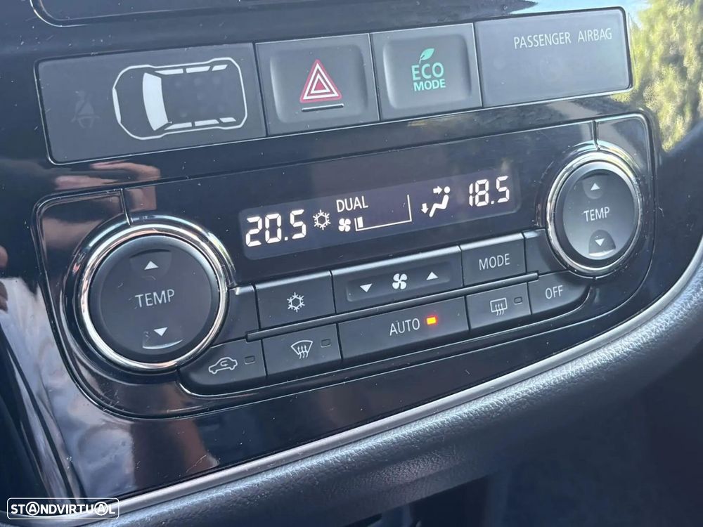 Mitsubishi Outlander 2.2 DI-D Instyle Navi - 48